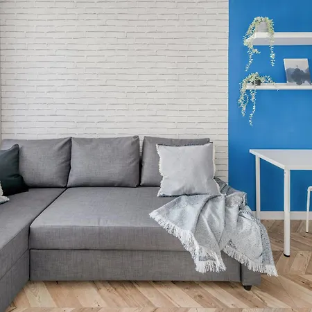 Beautiful Apartment With Balcony For 6 People In Cracow By Noclegi Renters Krakow Exterior photo
