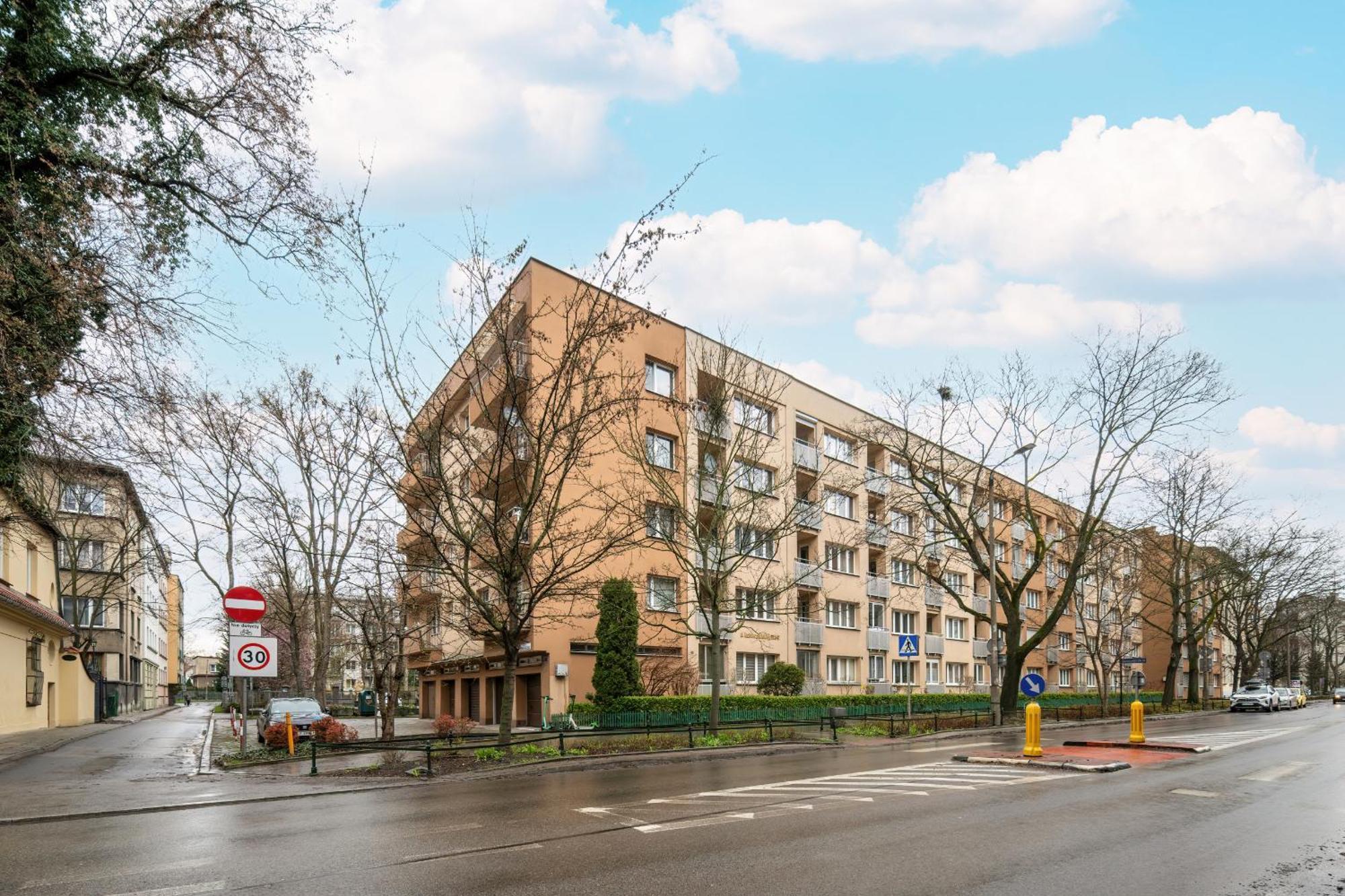 Beautiful With Balcony For 6 People In Cracow By Renters *