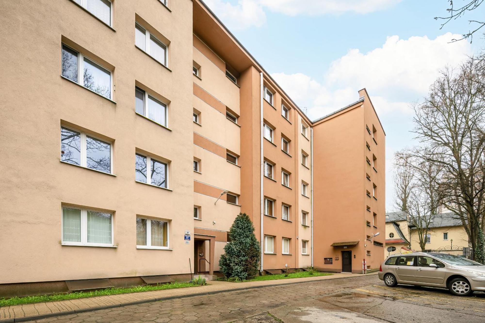 Apartment Beautiful With Balcony For 6 People In Cracow By Renters Krakow