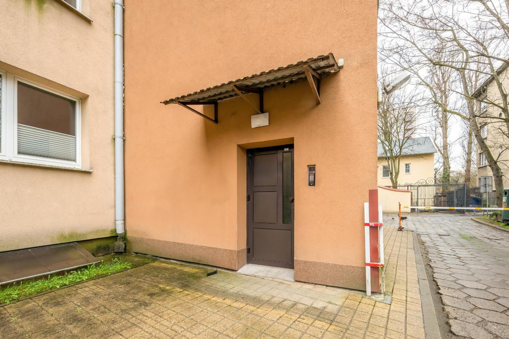 Beautiful With Balcony For 6 People In Cracow By Renters